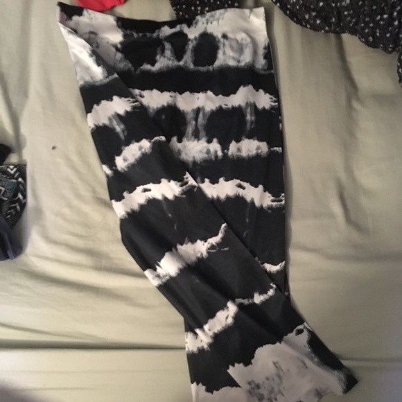 Active leggings - Picture 2 of 2